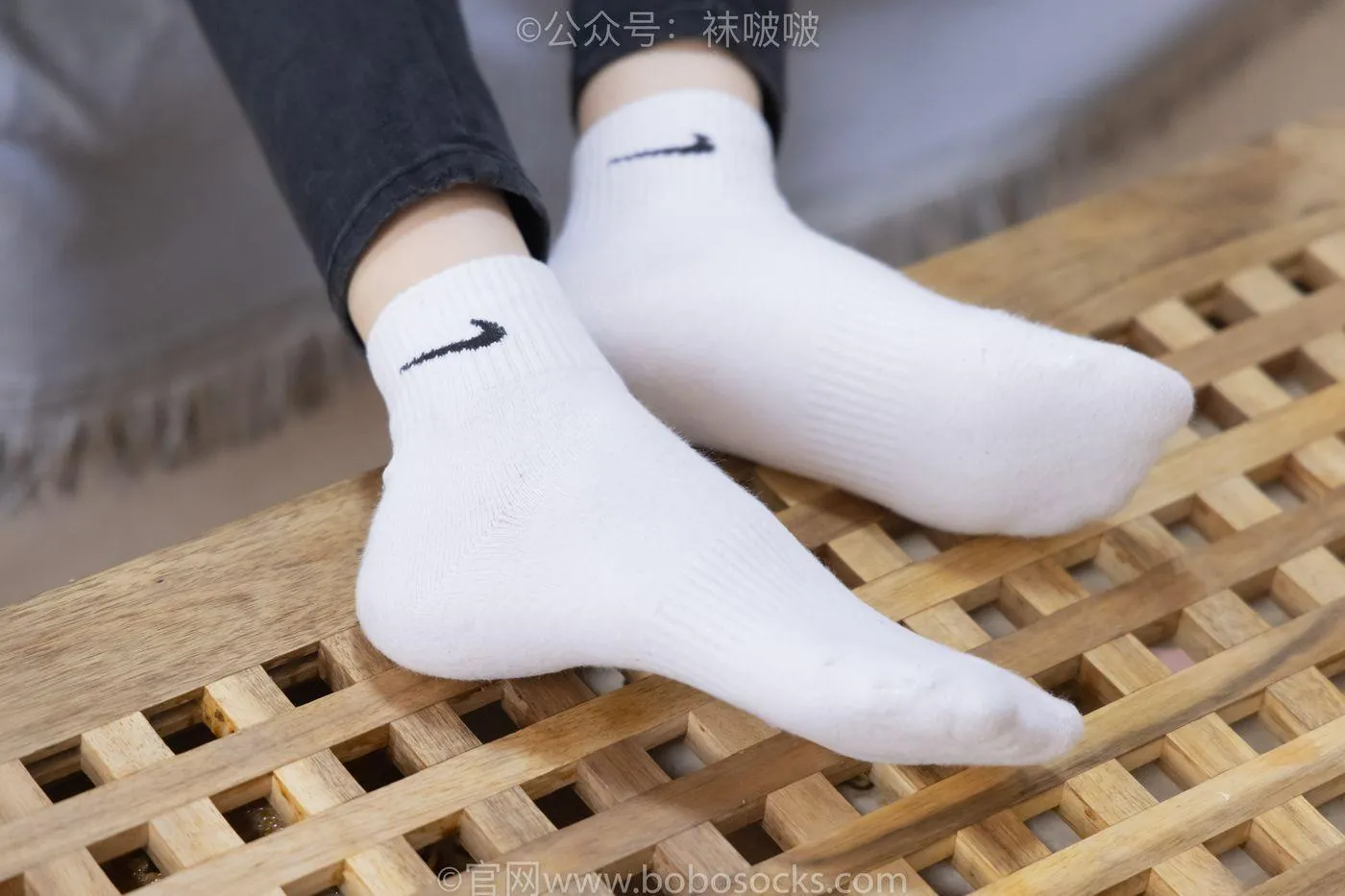 [BoBoSocks袜啵啵]NO.061 稚予-短靴、白棉袜、裸足 [145P]插图1